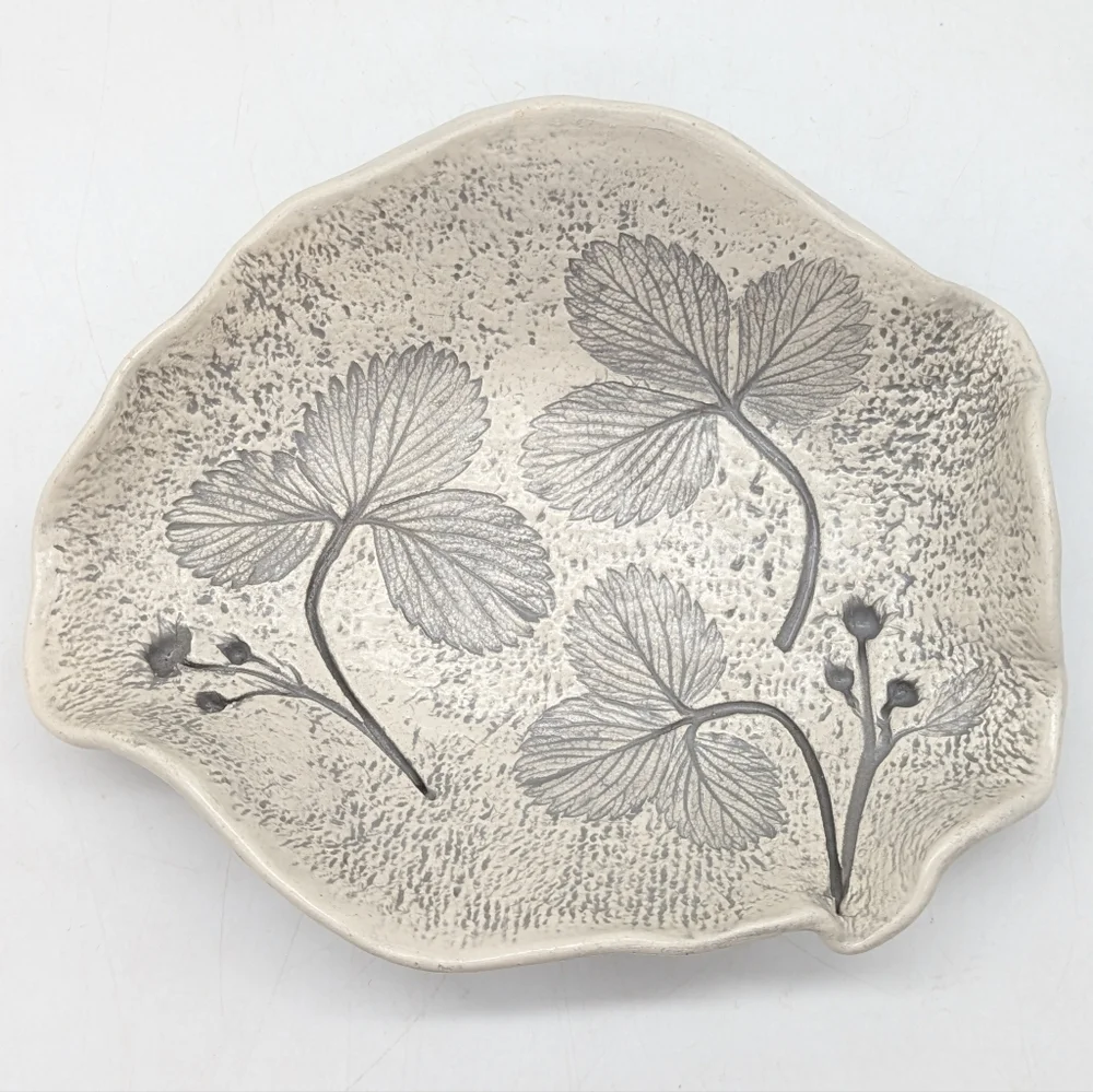 Handmade white grey strawberry plant imprint ceramic dish